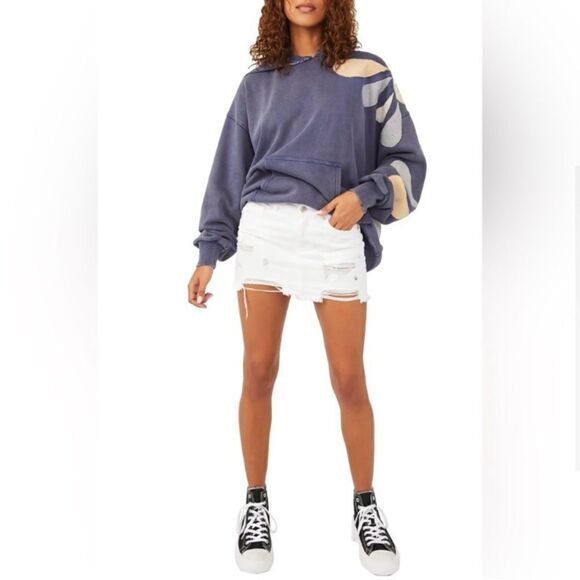 - #317 WE THE FREE Fringe Hem Distressed Jean Skirt - Picture 1 of 9